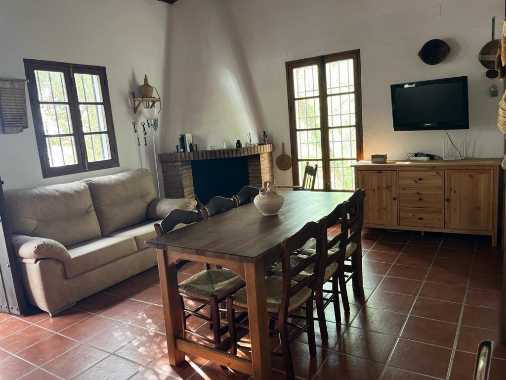 Casa De Campo Fuencaliente, Entorno Natural, Chimenea, Piscina Canete la Real Dış mekan fotoğraf